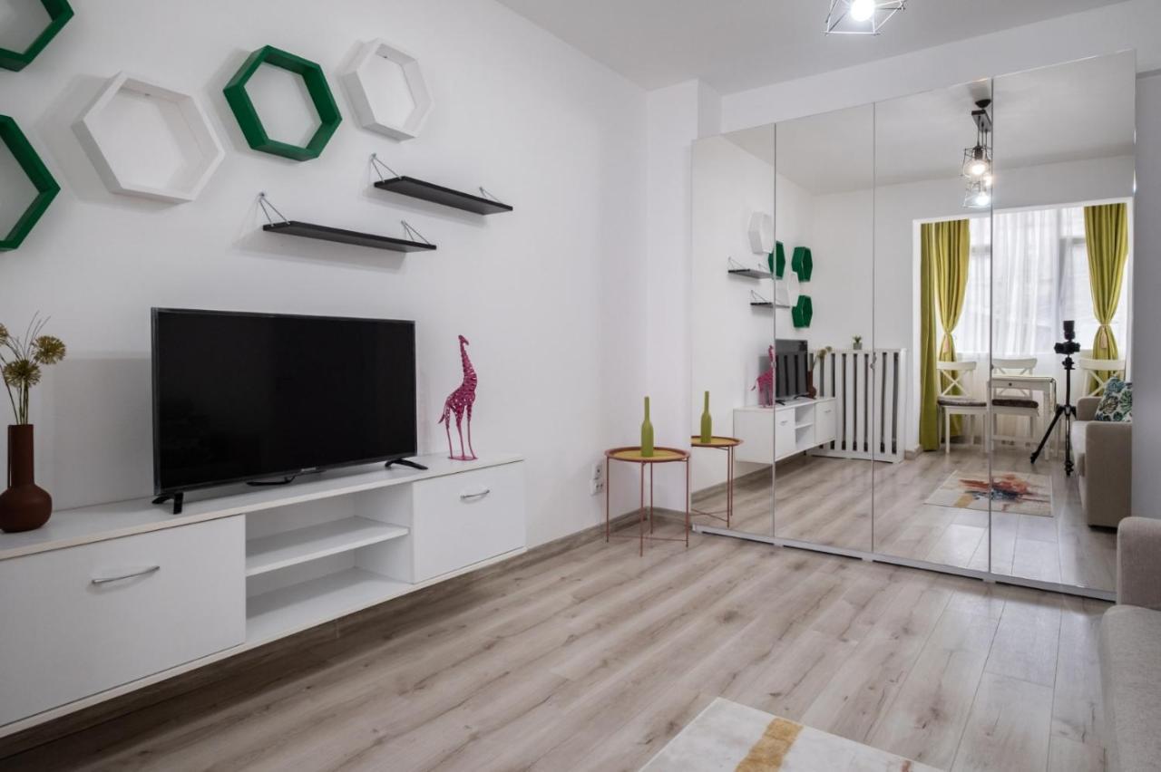 Laroka House Cosy And Modern Apartment Universitate-City Centre 부쿠레슈티 외부 사진